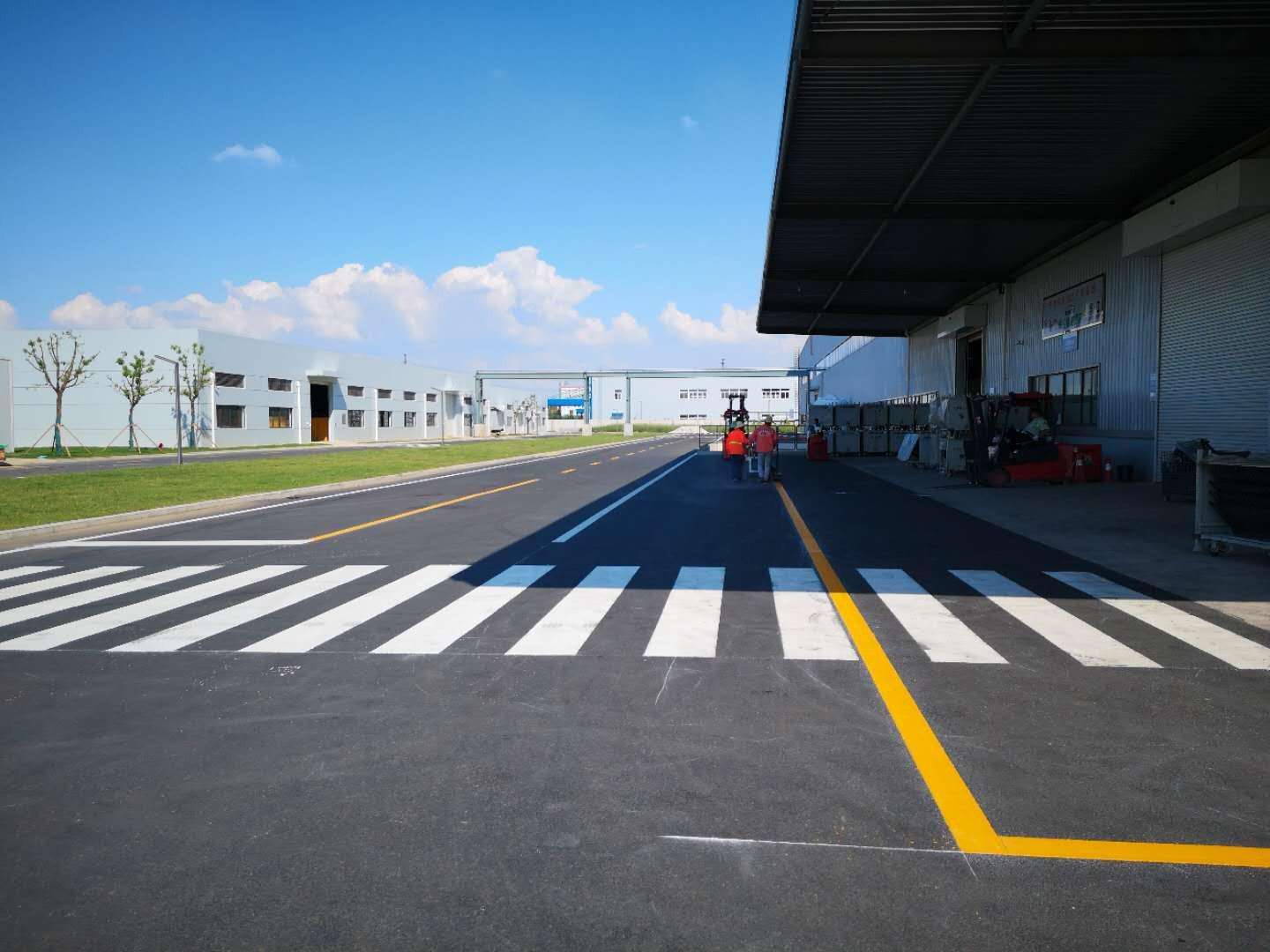 道路劃線(xiàn)